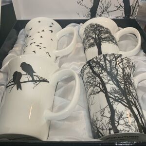 Macintosh mug set.  New.